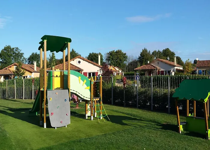 Villa In France With Garden & Barbecue Les Forges (Deux-Sevres)