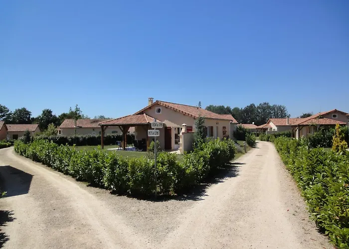 In France With Garden & Barbecue Villa